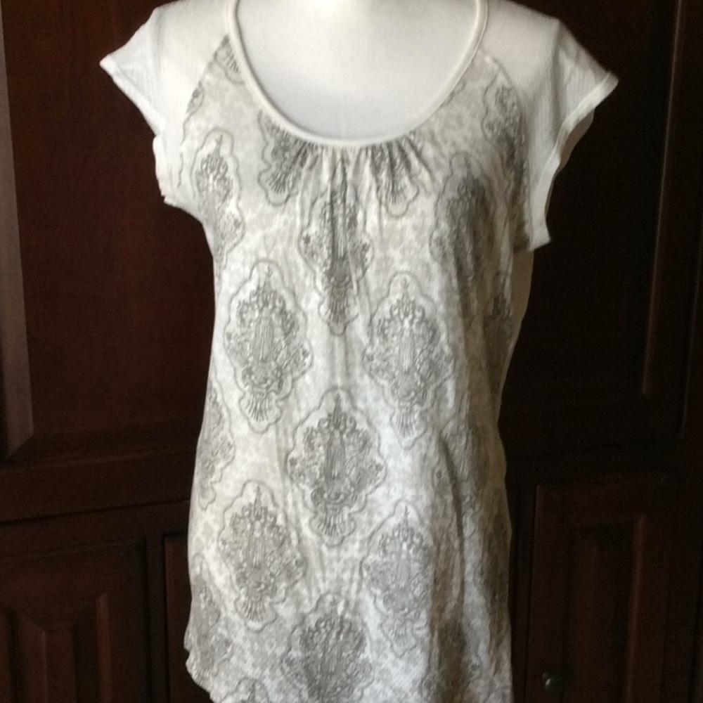 Athleta top size L
